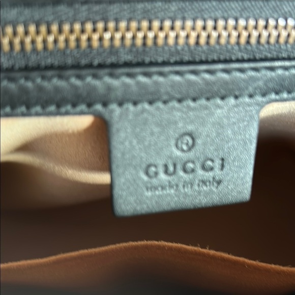 GUCCI Medium GG Supreme Osiride Python Trim Top Handle Bag - Picture 9 of 16